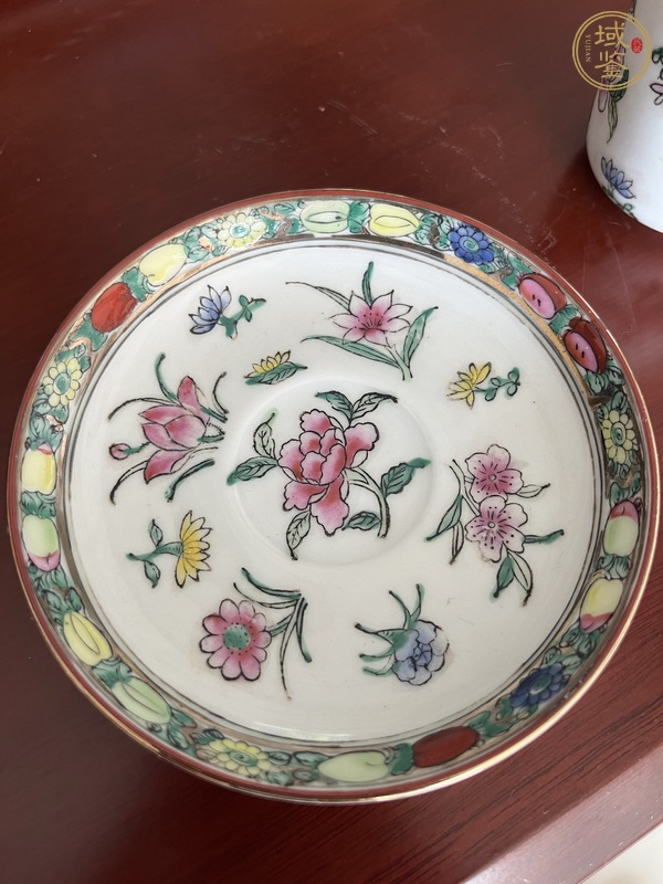 古玩陶瓷廣彩杯碟真品鑒賞圖