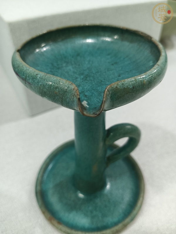 古玩陶瓷綠釉燈臺(tái)真品鑒賞圖