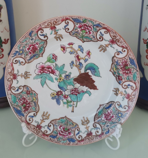 古玩陶瓷清雍正·粉彩如意開窗折枝花卉紋盤拍賣,當(dāng)前價(jià)格3800元