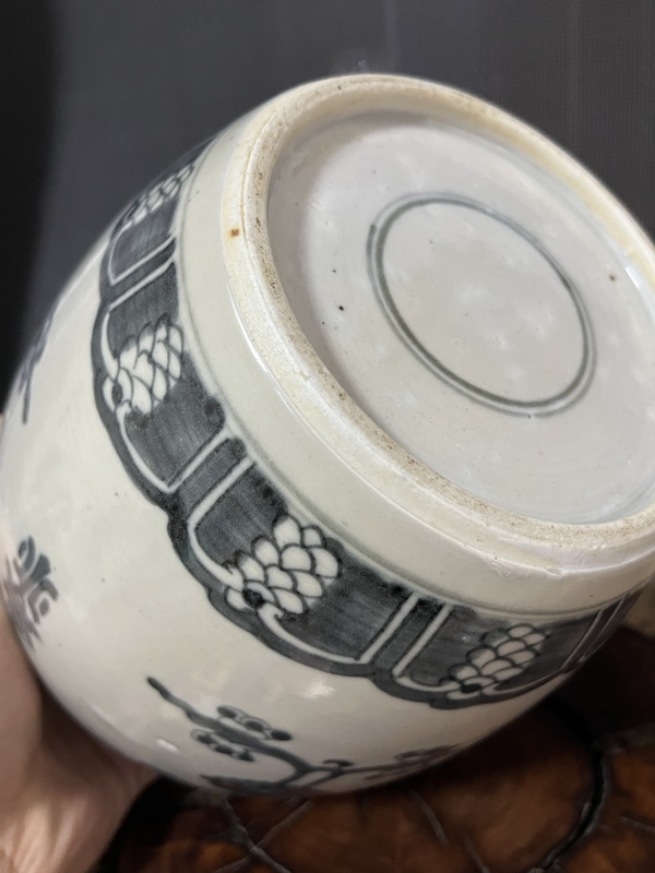 古玩陶瓷康熙花間壽字紋青花罐拍賣,當前價格3888元