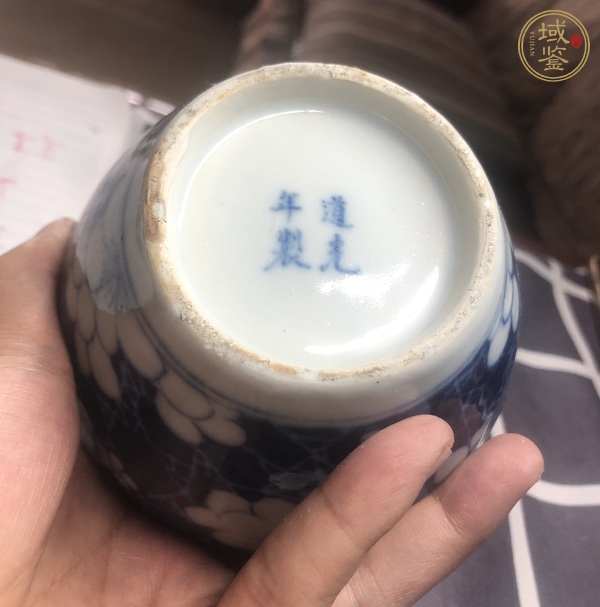 古玩陶瓷青花冰梅紋罐真品鑒賞圖
