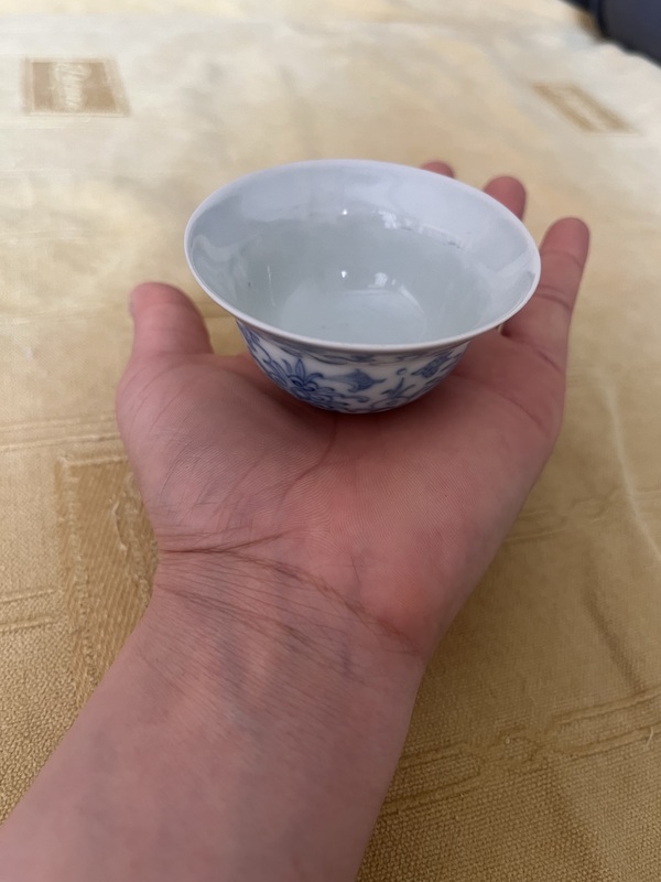 古玩陶瓷花卉紋青花杯拍賣，當(dāng)前價(jià)格5500元