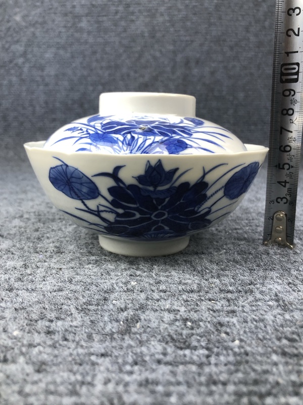 古玩陶瓷青花蓮池鴛鴦紋大蓋碗拍賣，當前價格2888元