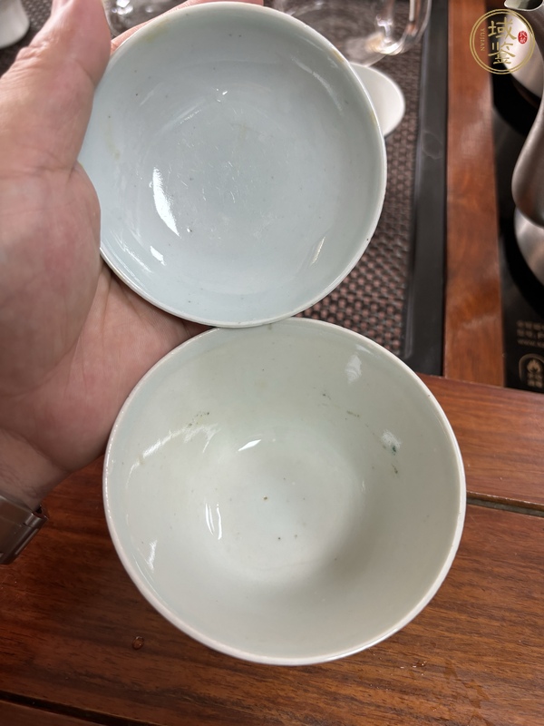 古玩陶瓷花鳥(niǎo)紋蓋杯真品鑒賞圖