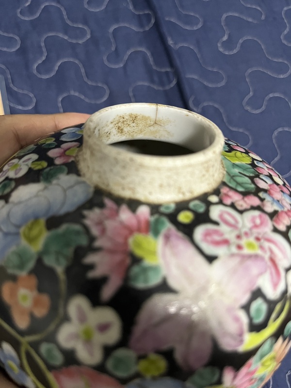 古玩陶瓷(保真卡)民國·墨地百花不落地罐拍賣,當前價格3388元