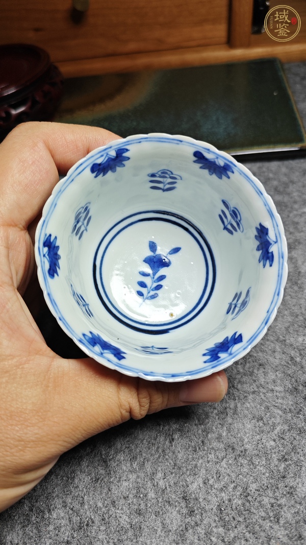 古玩陶瓷青花花鳥瓜棱杯真品鑒賞圖