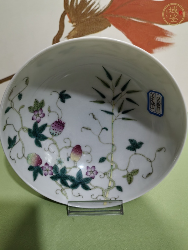 古玩陶瓷粉彩碗真品鑒賞圖