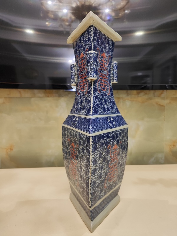 古玩陶瓷青花紅彩花間壽字瓶拍賣,當前價格3388元