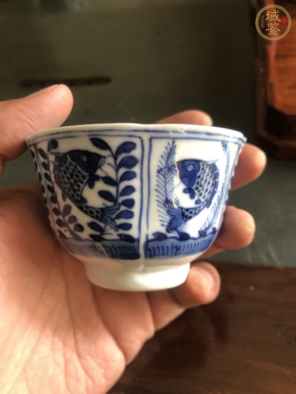 古玩陶瓷二甲傳臚青花杯真品鑒賞圖