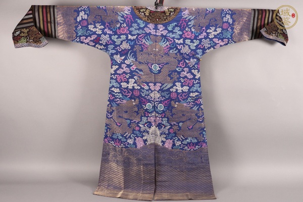 古玩雜項(xiàng)妝花織錦吉服龍袍真品鑒賞圖