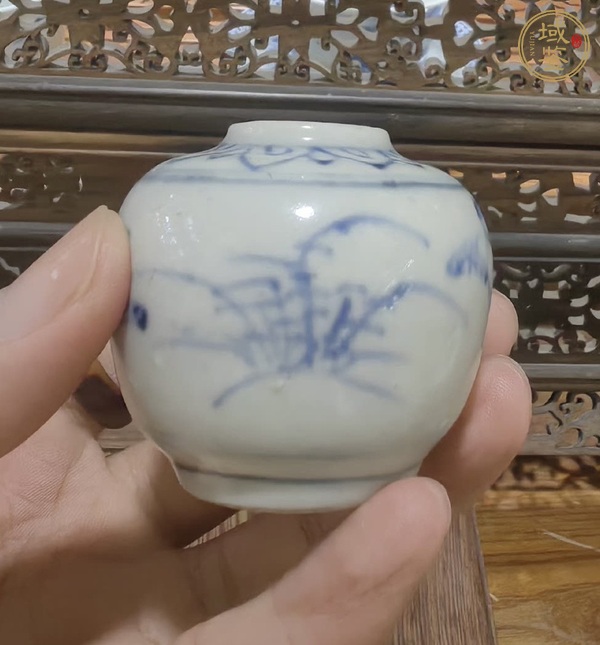 古玩陶瓷越南青花花鳥紋罐真品鑒賞圖