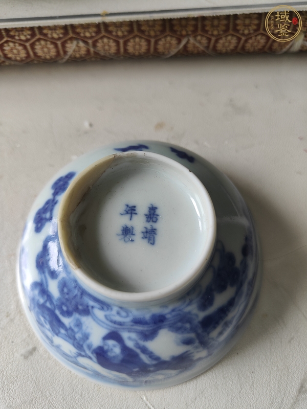 古玩陶瓷人物紋青花杯真品鑒賞圖