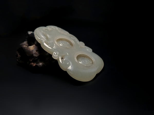 古玩玉器清代和田玉雕葫蘆“轉(zhuǎn)芯佩”拍賣(mài)，當(dāng)前價(jià)格15800元