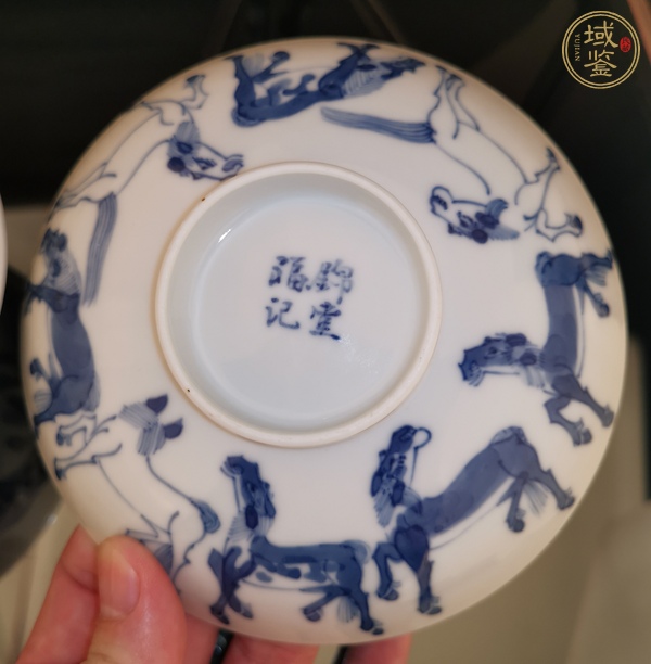 古玩陶瓷青花八駿圖蓋碗，注意品相真品鑒賞圖