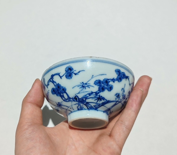 古玩陶瓷雍正本朝款青花歲寒三友圖茶圓拍賣,當前價格3500元