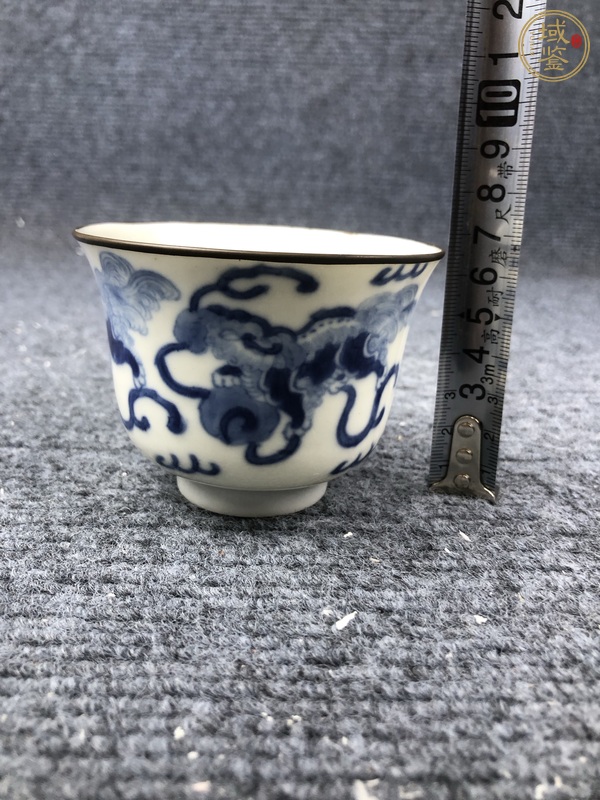 古玩陶瓷青花三獅同堂紋杯真品鑒賞圖