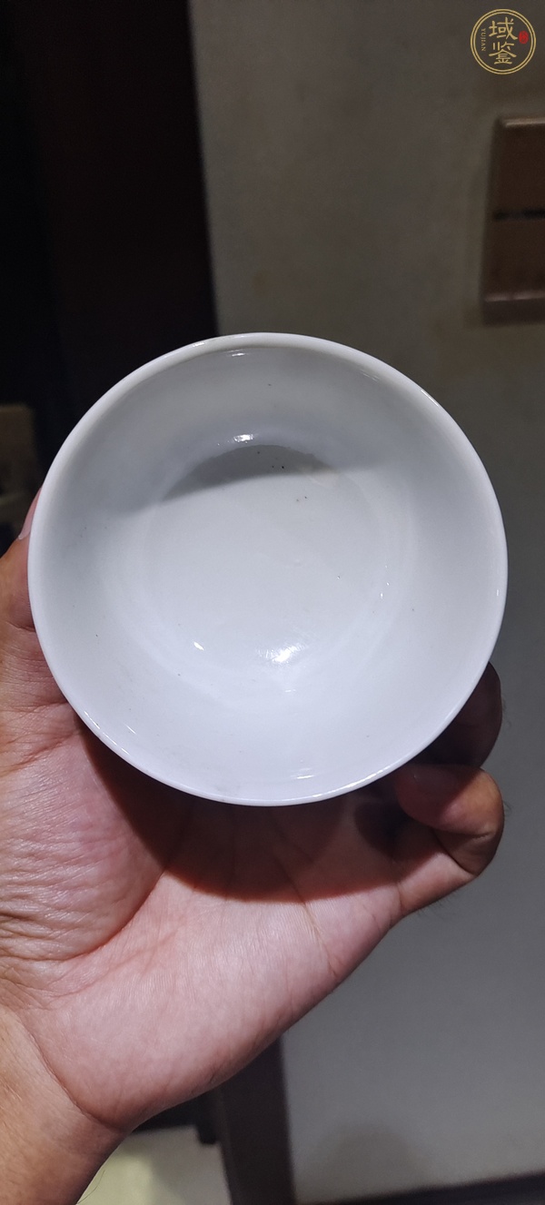 古玩陶瓷癩瓜紋粉彩茶圓真品鑒賞圖