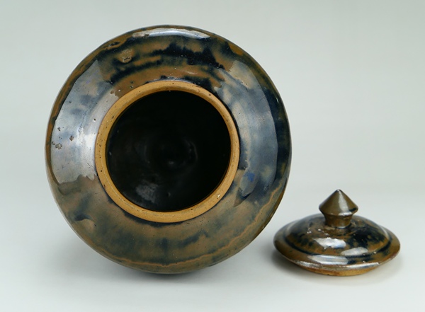 古玩陶瓷精品:明代耀州窯兔毫釉蓋罐(1368年-1644年)拍賣,當前價格1188元