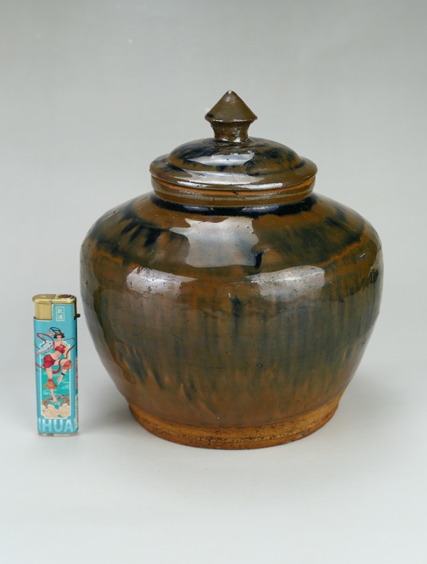 古玩陶瓷精品:明代耀州窯兔毫釉蓋罐(1368年-1644年)拍賣,當前價格1188元