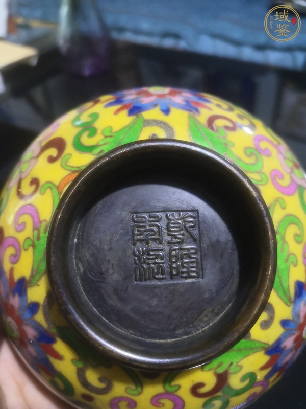 古玩陶瓷花卉紋小碗真品鑒賞圖