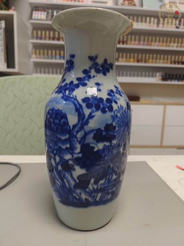 古玩陶瓷青花花卉紋撇口瓶真品鑒賞圖