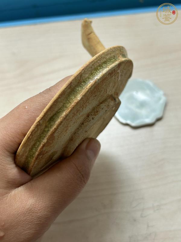 古玩陶瓷洪州窯蛇柄燈真品鑒賞圖