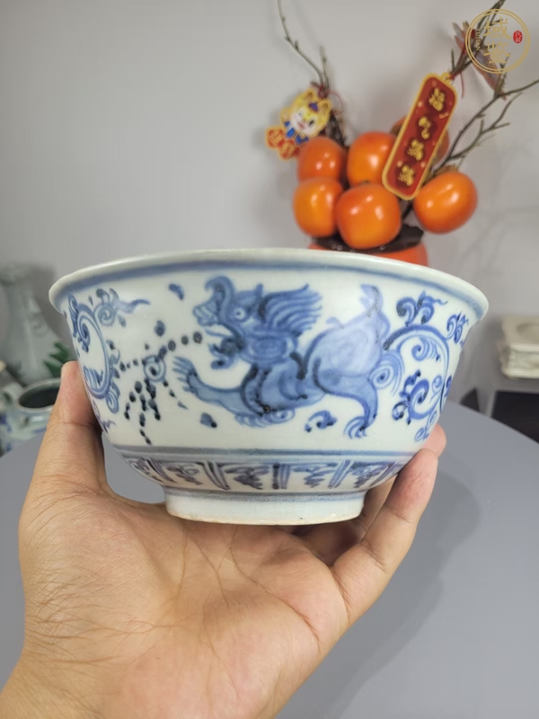 古玩陶瓷明代弘治青花卷龍紋紋碗真品鑒賞圖