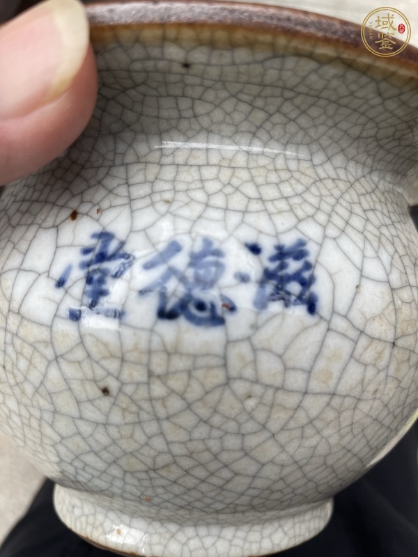 古玩陶瓷哥釉青花獅耳香爐真品鑒賞圖