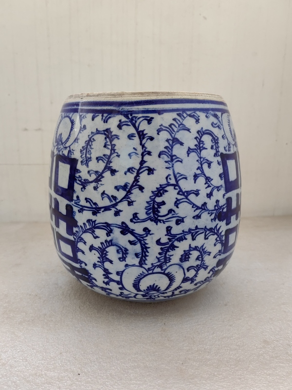 古玩陶瓷青花纏枝花卉紋三囍罐拍賣,當前價格680元