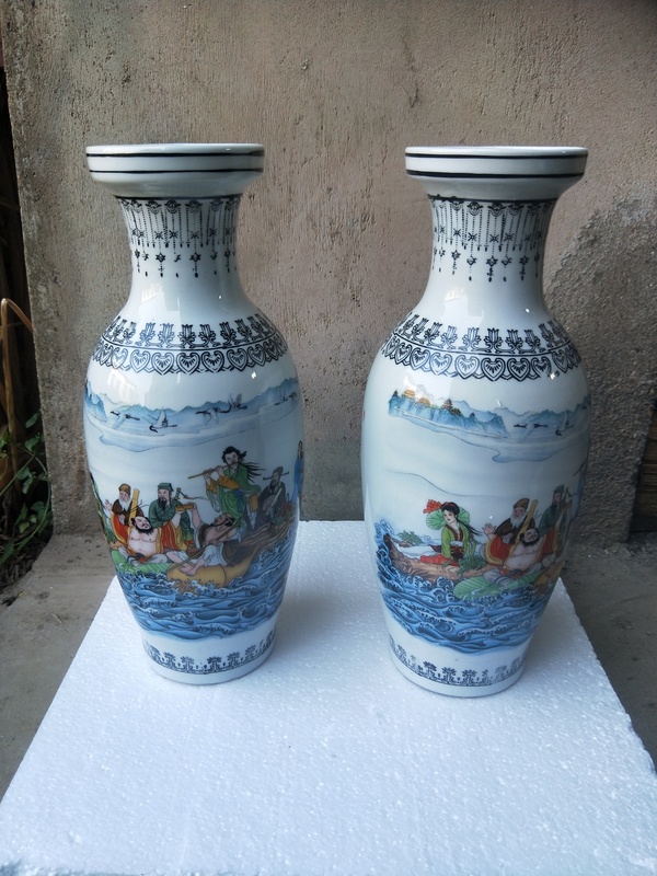 古玩陶瓷八仙過海盤口瓶拍賣,當前價格499元