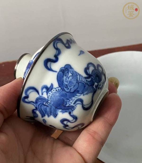 古玩陶瓷青花獅子滾繡球紋蓋真品鑒賞圖