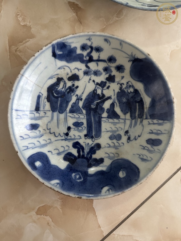 古玩陶瓷青花盤真品鑒賞圖