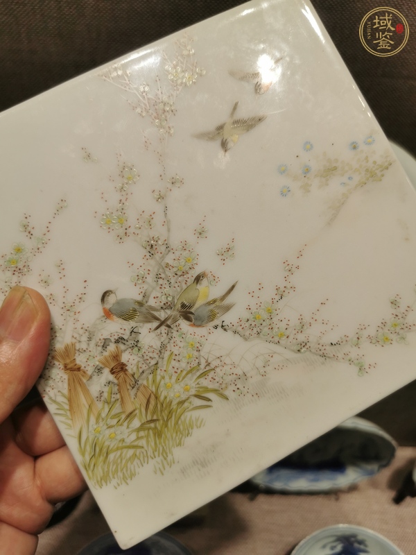 古玩陶瓷花鳥紋瓷板畫真品鑒賞圖