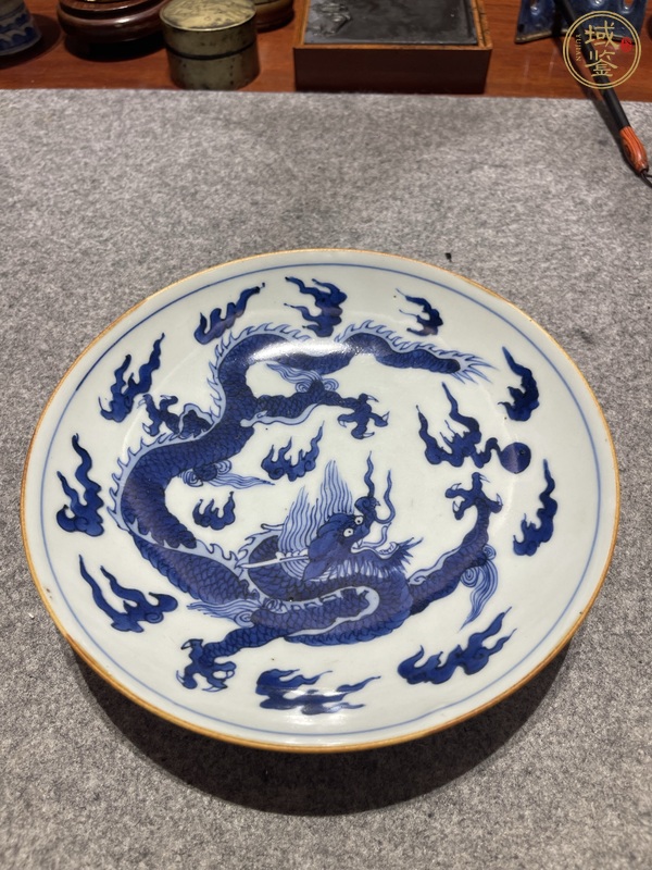 古玩陶瓷龍紋盤真品鑒賞圖