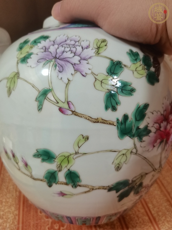 古玩陶瓷花鳥紋粉彩罐真品鑒賞圖