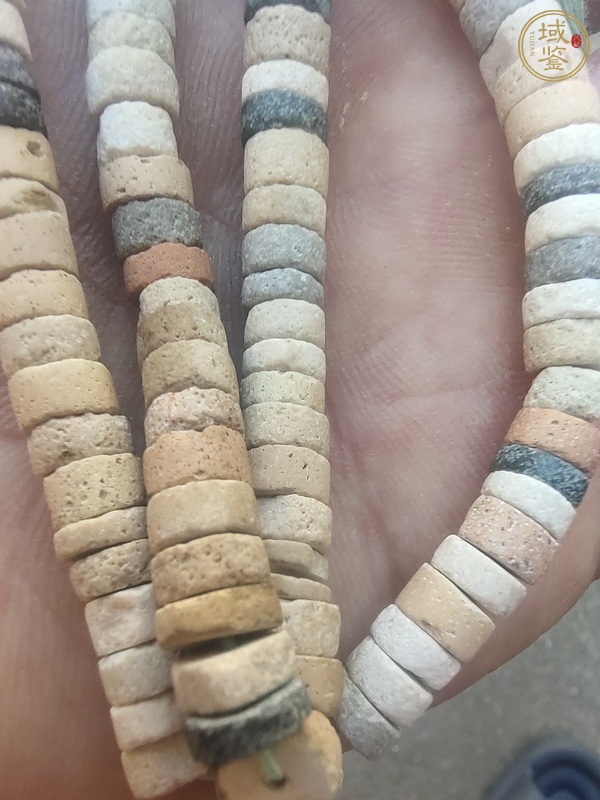 古玩玉器地方玉珠真品鑒賞圖