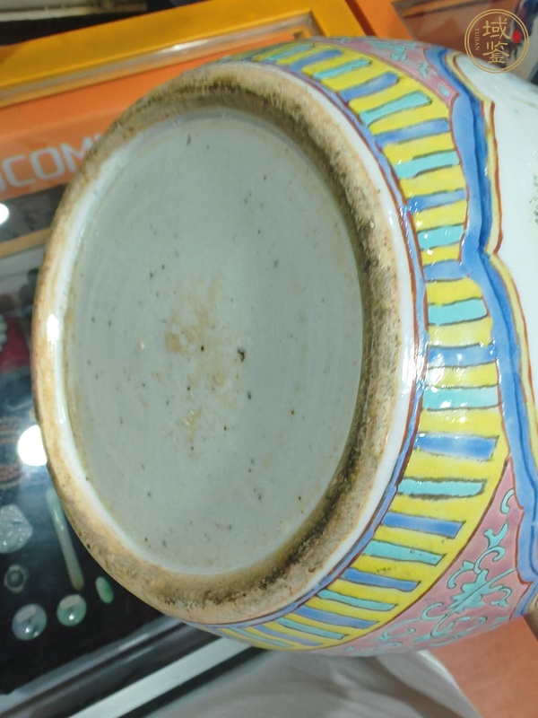 古玩陶瓷粉彩蓋罐真品鑒賞圖