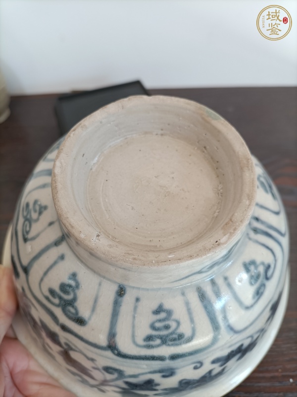 古玩陶瓷越南青花花卉紋碗真品鑒賞圖