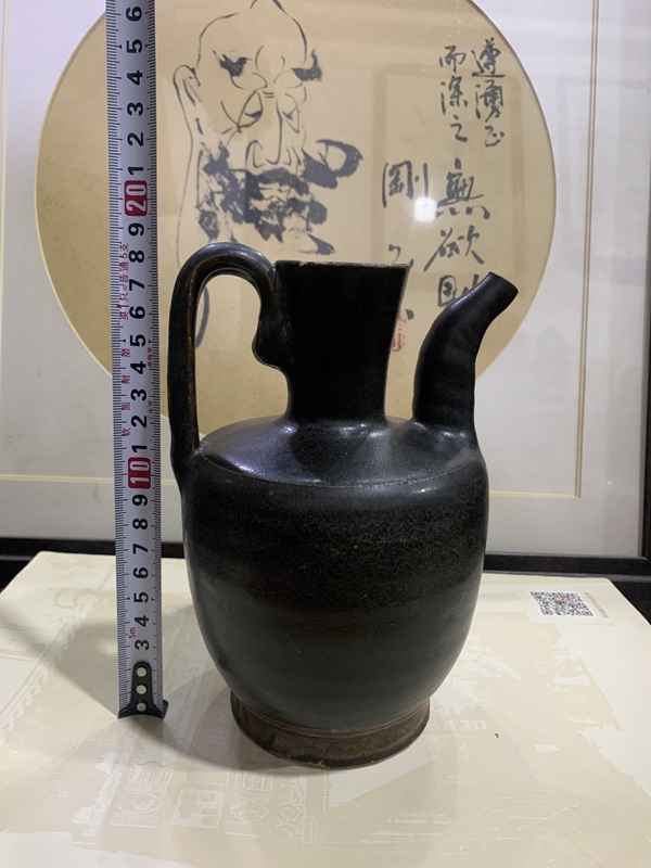 古玩陶瓷耀州窯黑釉執(zhí)壺拍賣，當前價格15000元