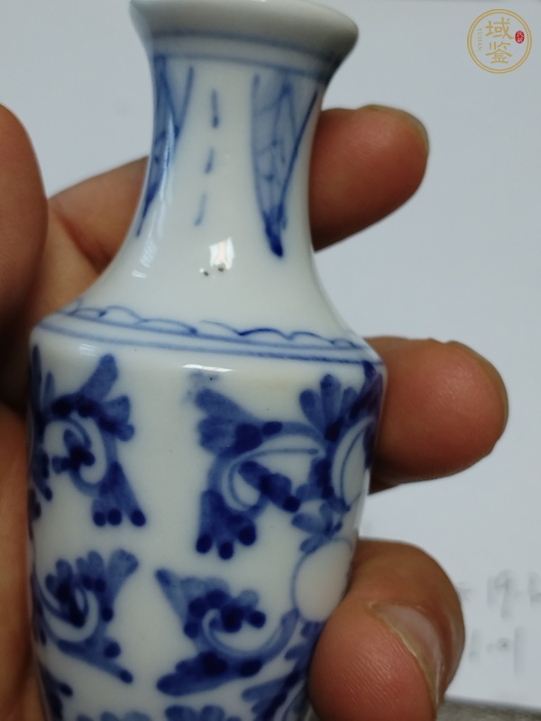 古玩陶瓷青花瓶真品鑒賞圖