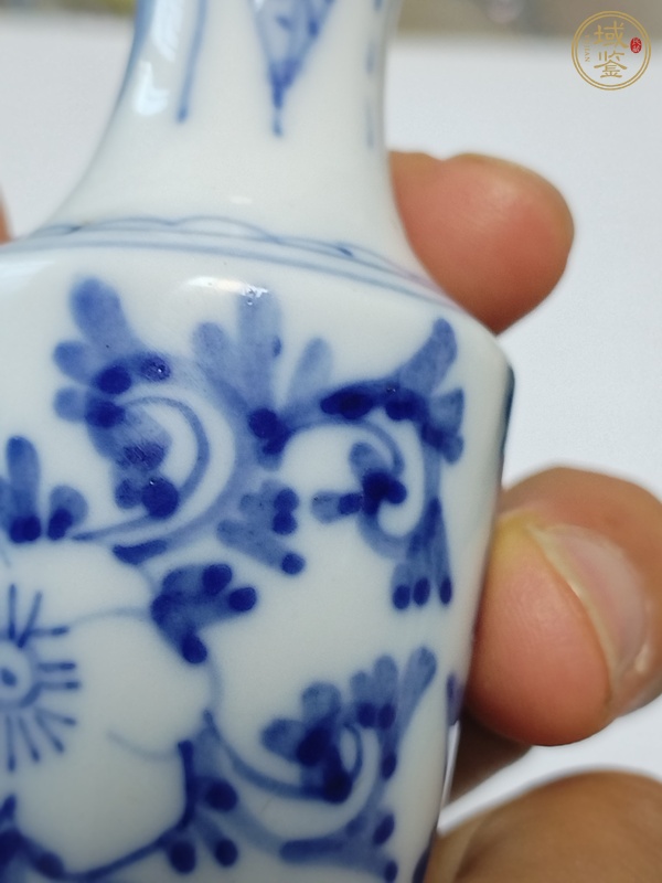 古玩陶瓷青花瓶真品鑒賞圖