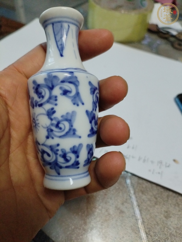 古玩陶瓷青花瓶真品鑒賞圖