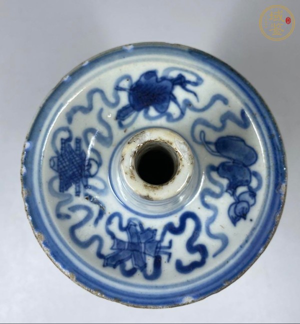 古玩陶瓷青花趕珠龍紋燭臺真品鑒賞圖