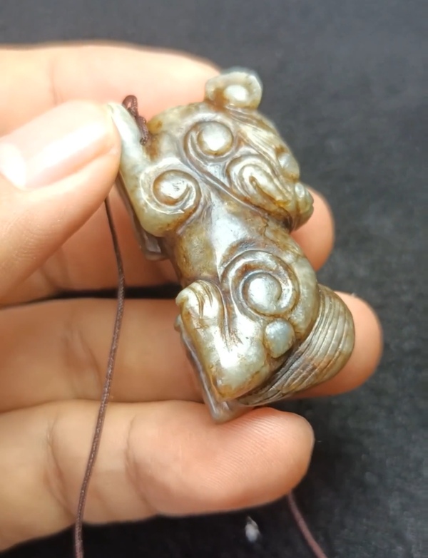 古玩玉器明代 和田玉瑞獸拍賣,當前價格5500元