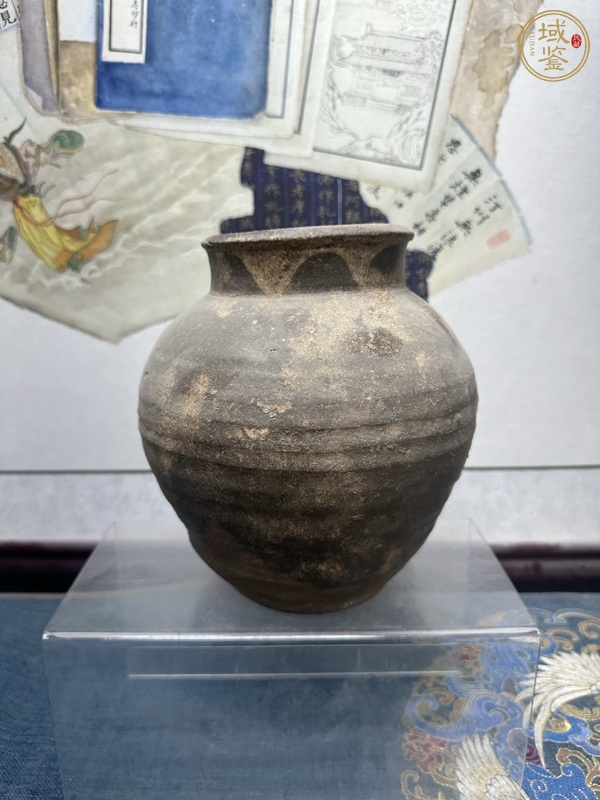 古玩陶瓷褐釉罐真品鑒賞圖