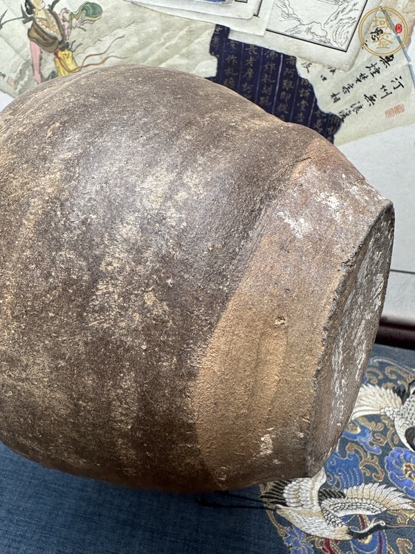 古玩陶瓷褐釉罐真品鑒賞圖