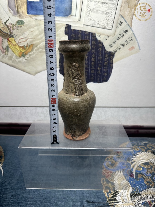 古玩陶瓷褐釉瓶真品鑒賞圖