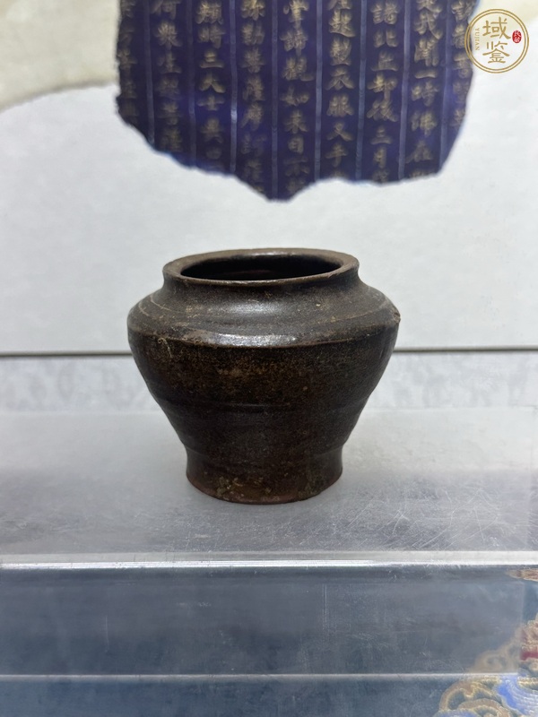 古玩陶瓷褐釉罐真品鑒賞圖