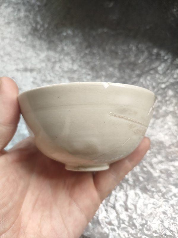 古玩陶瓷宋定窯白釉素碗拍賣(mài)，當(dāng)前價(jià)格1200元