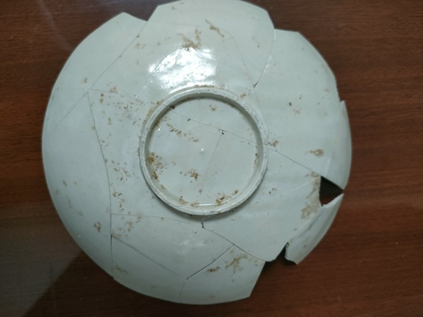 古玩陶瓷金代定窯印花雙魚紋盤拍賣，當前價格3000元